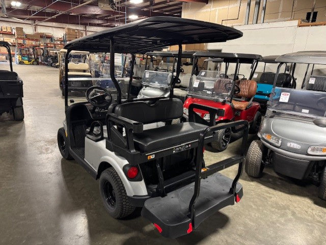 2024 E-Z-GO Valor 4 Gas EX1