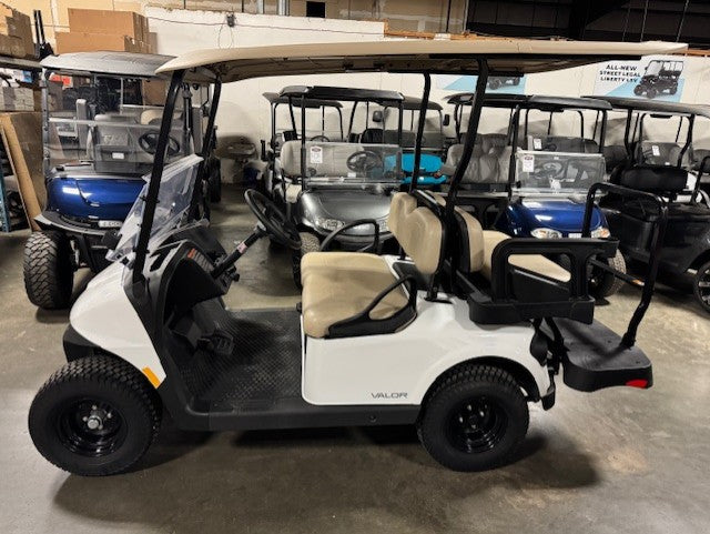 2024 E-Z-GO Valor 4 Gas EX1