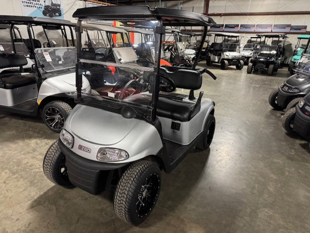 2018 E-Z-GO RXV Elite