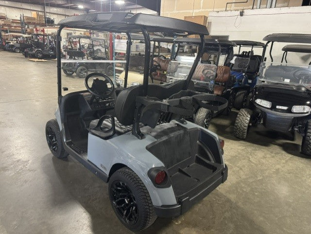 2024 E-Z-GO RXV Elite