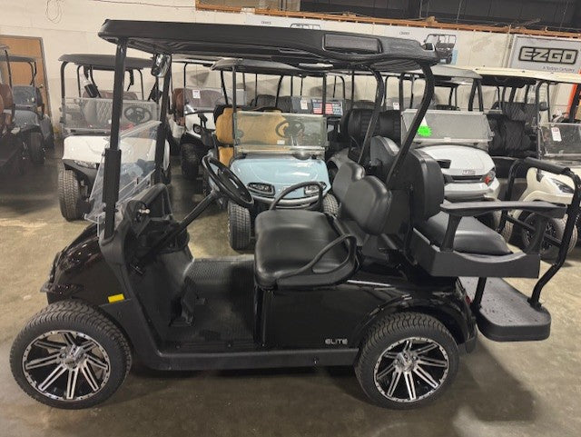 2018 E-Z-GO RXV Elite