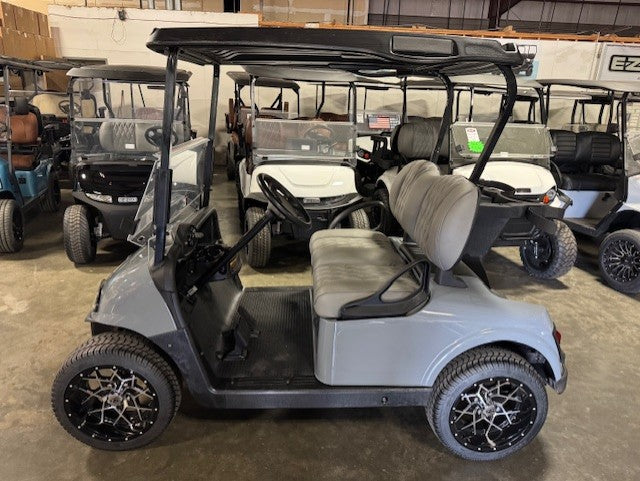 2020 E-Z-GO RXV Elite