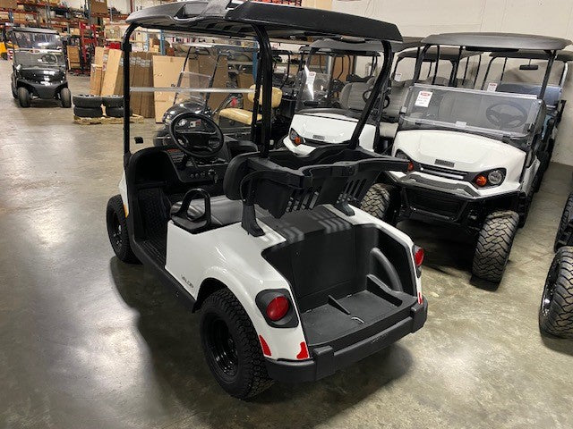2024 E-Z-GO Valor Electric