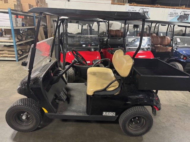2020 E-Z-GO Valor Gas