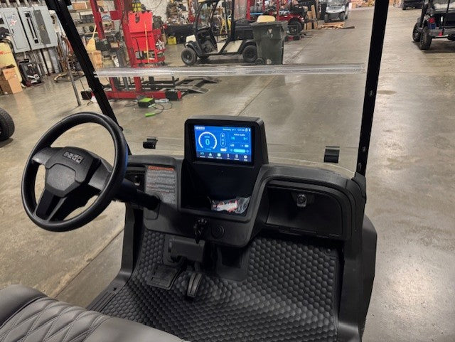2026 E-Z-GO RXV 4 Elite - Summit XT