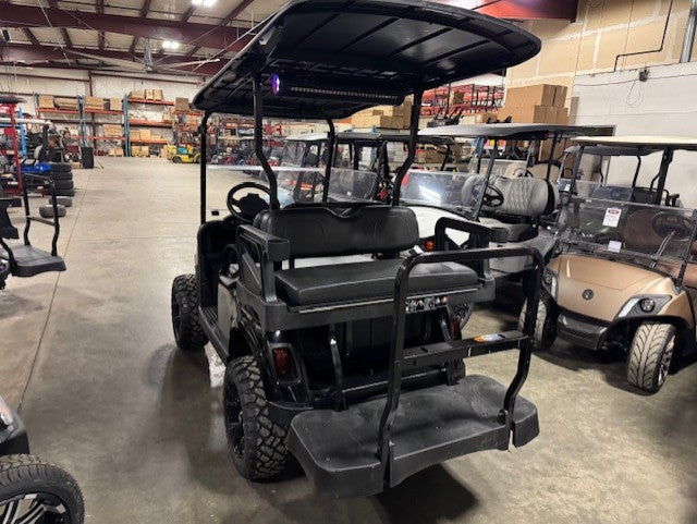 2021 E-Z-GO RXV Elite