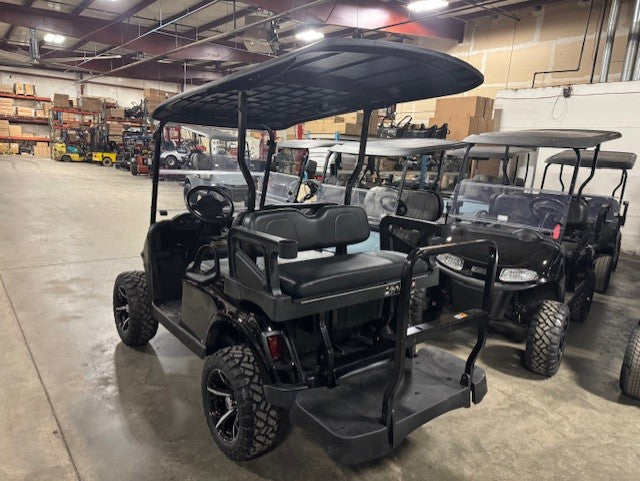 2021 E-Z-GO RXV Elite