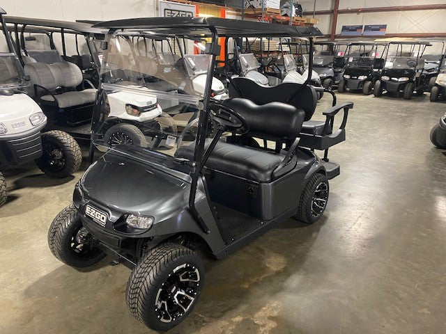 2017 E-Z-GO TXT Electric (Lithium)