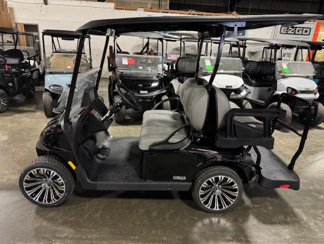 2026 E-Z-GO RXV 4 Elite - Touring ST