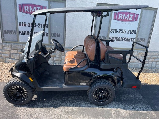 2026 E-Z-GO RXV 4 Elite - Summit XT