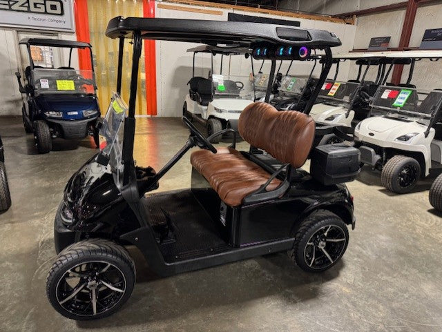 2020 E-Z-GO RXV Elite