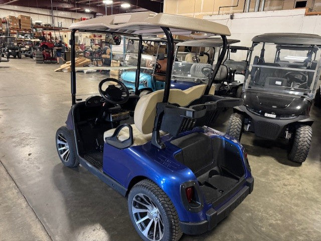 2016 E-Z-GO RXV Electric