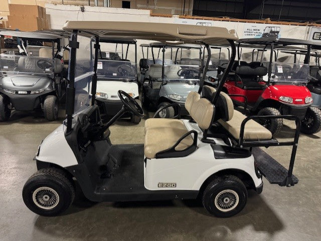 2017 E-Z-GO RXV Electric