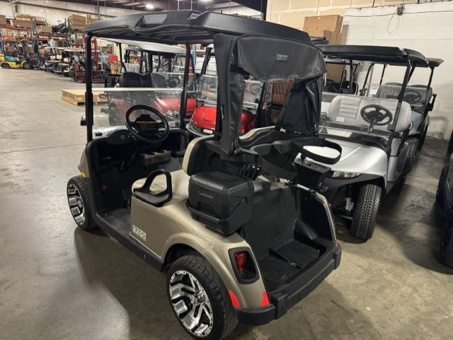 2016 E-Z-GO RXV Elite