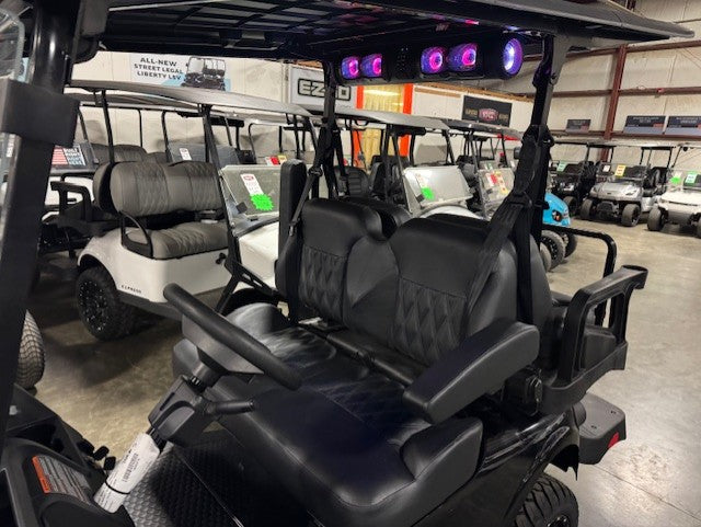 2026 E-Z-GO RXV 4 Elite - Summit XTL