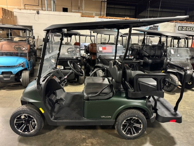 2026 E-Z-GO Valor 4 Gas EX1