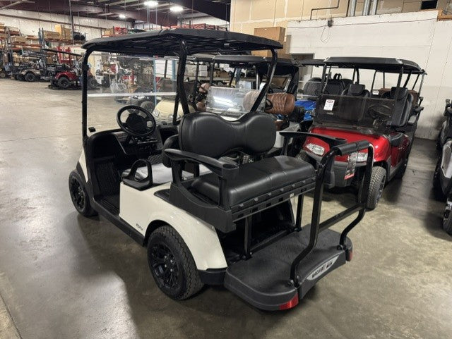 2027 E-Z-GO RXV 4 Gas EFI