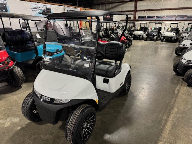 2026 E-Z-GO Freedom RXV Elite