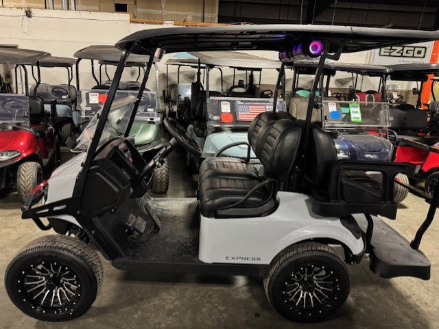 2025 E-Z-GO Express 4 Commuter 13.5 Gas