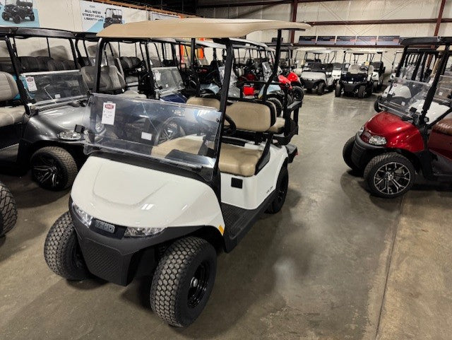 2024 E-Z-GO Valor 4 Gas EX1