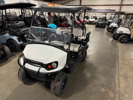 2024 Cushman Shuttle 2+2 Elite