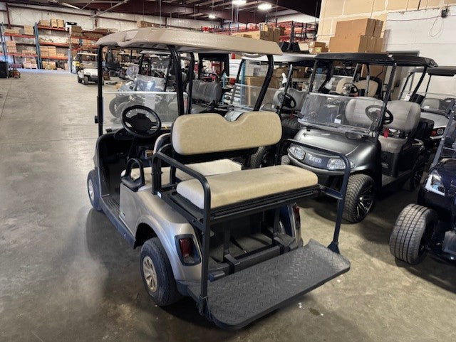 2020 E-Z-GO RXV Elite