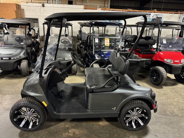 2024 E-Z-GO RXV 2 Freedom EX1 Gas