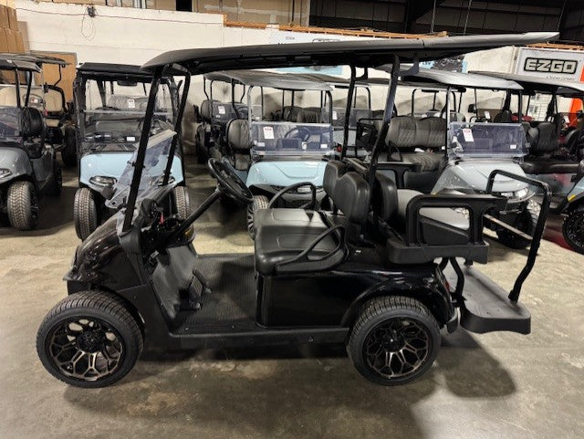 2020 E-Z-GO RXV Elite