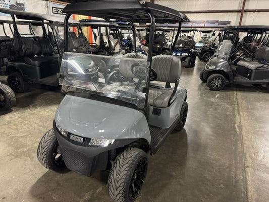 2024 E-Z-GO RXV Elite