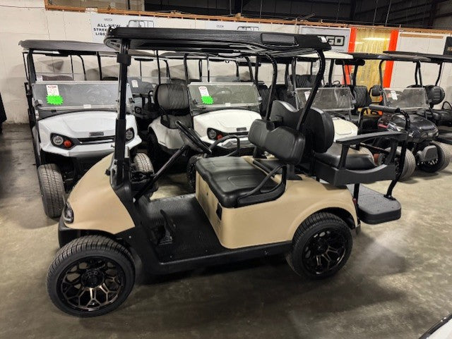 2021 E-Z-GO RXV Elite