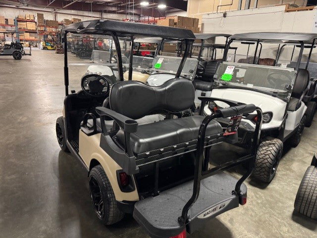 2021 E-Z-GO RXV Elite