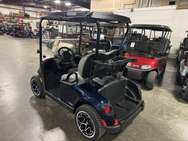 2024 E-Z-GO RXV Elite