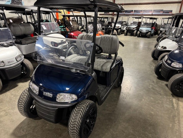 2020 E-Z-GO RXV Gas EFI