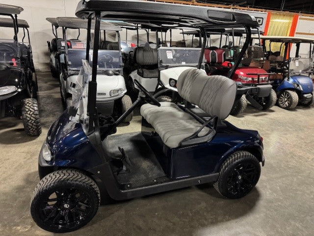 2020 E-Z-GO RXV Gas EFI