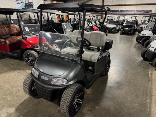 2018 E-Z-GO RXV Elite