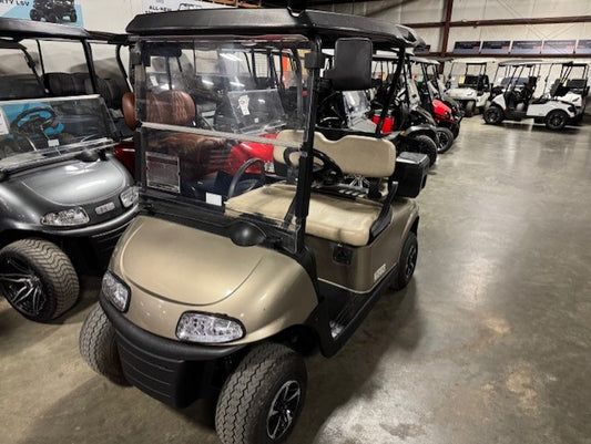 2018 E-Z-GO RXV Elite