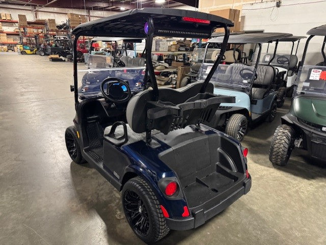 2026 E-Z-GO RXV 2 Freedom Elite Lithium