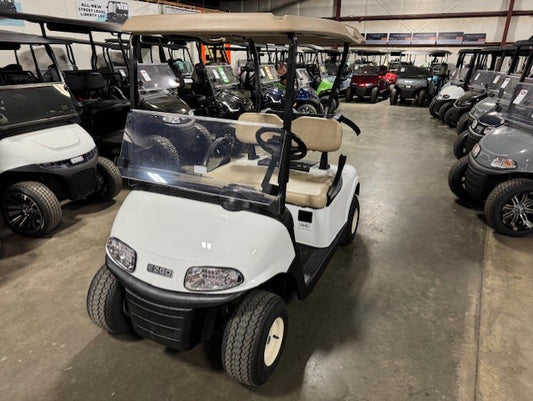 2020 E-Z-GO RXV Gas EFI