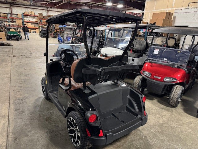 2026 E-Z-GO RXV 2 Freedom Elite Lithium