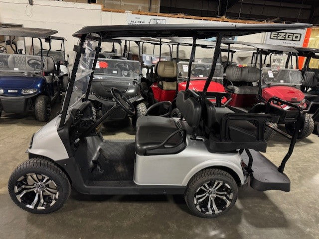 2020 E-Z-GO RXV Elite