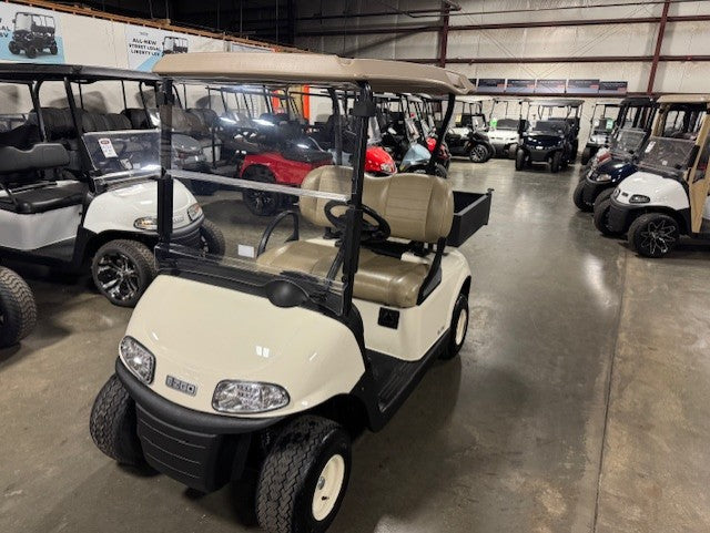 2021 E-Z-GO RXV Elite