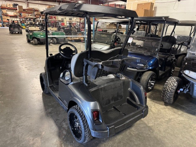 2022 E-Z-GO RXV Elite