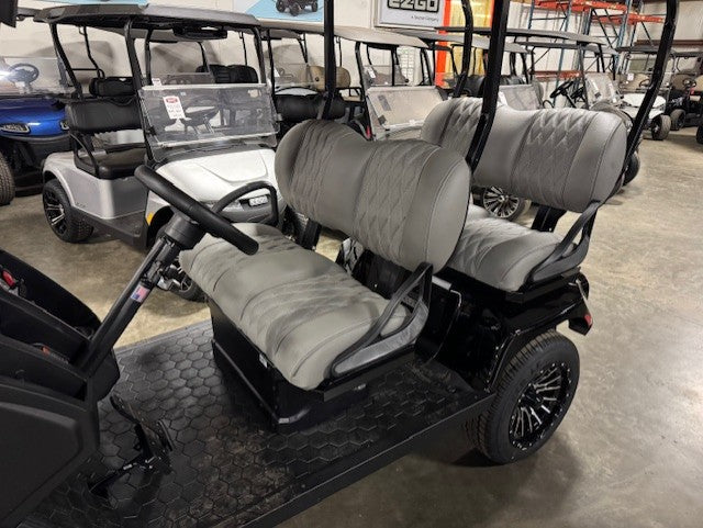 2025 E-Z-GO Liberty Elite - Commuter