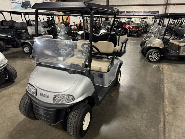 2020 E-Z-GO RXV Gas EFI
