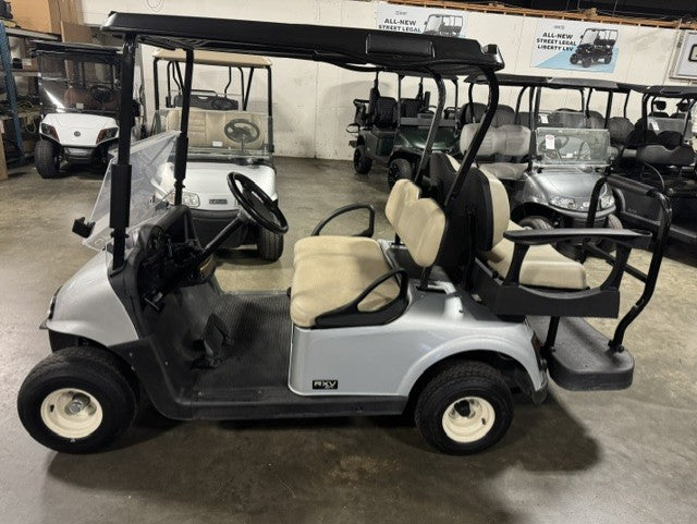 2020 E-Z-GO RXV Gas EFI