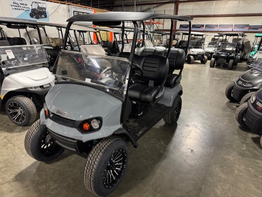 2025 E-Z-GO Liberty Elite - Commuter
