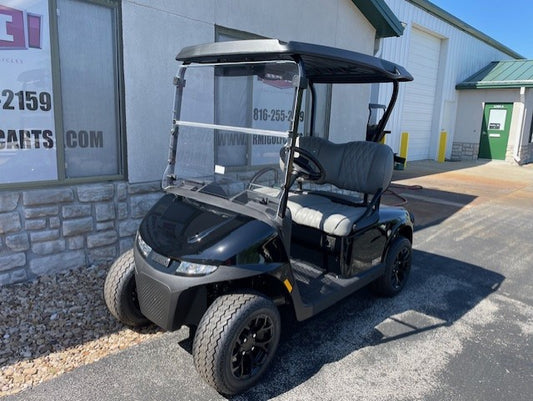 2026 E-Z-GO RXV 2 Freedom Elite Lithium