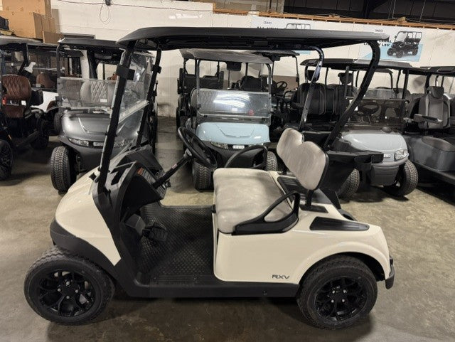 2027 E-Z-GO RXV 2 Gas EFI