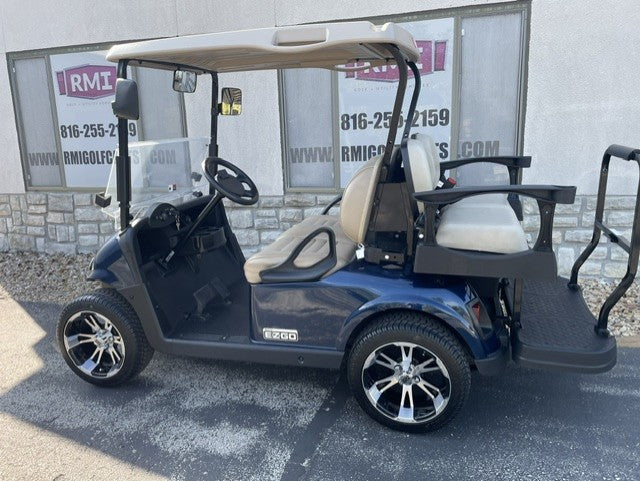 2018 E-Z-GO RXV Elite