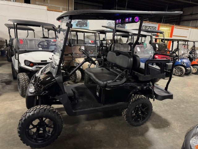 2021 E-Z-GO RXV Elite